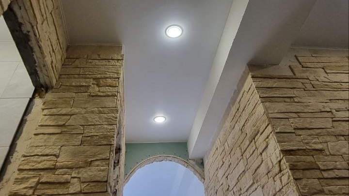 Потолок в студии на Северо-Западе