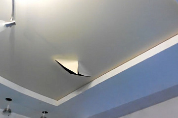 Ремонт натяжных потолков