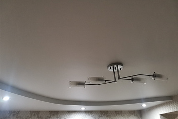 Многоуровневые натяжные потолки: полезная информация для выбора