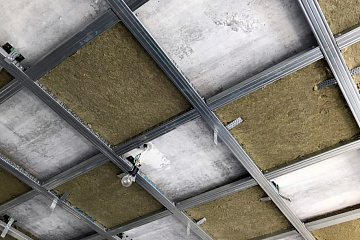 Натяжной потолок и шумоизоляция