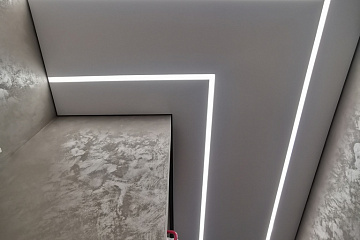 Освещение будущего: световые линии на натяжных потолках