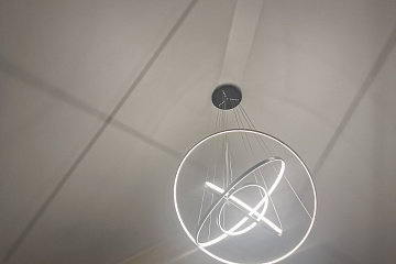 Люстры для натяжных потолков