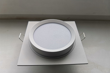 Точечные светильники для натяжных потолков: всё что нужно знать