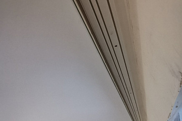 Скрытый карниз: виды ниш и отличия профилей ПК-5 и ПК-15 от классической ниши